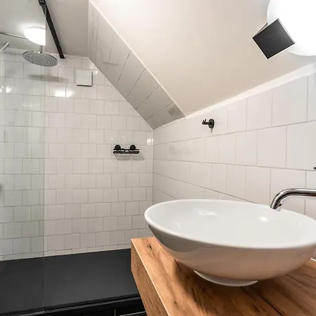 Apartamento Volf - *