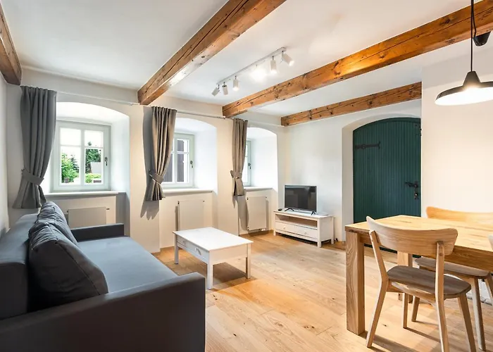 Apartment Volf - *
